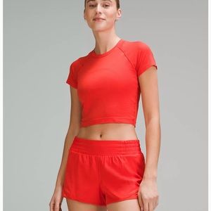 Lululemon cropped swiftly